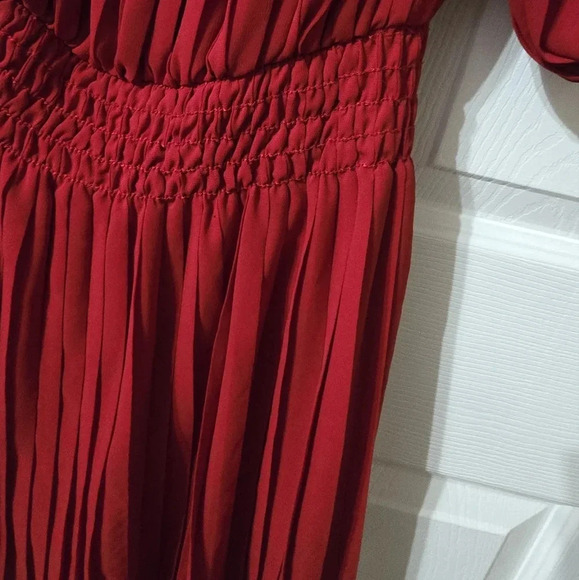 Max Studio Red Off-Shoulder Plisse Mini Dress, Puff Sleeves, Drop Waist, EUC! - Picture 5 of 9
